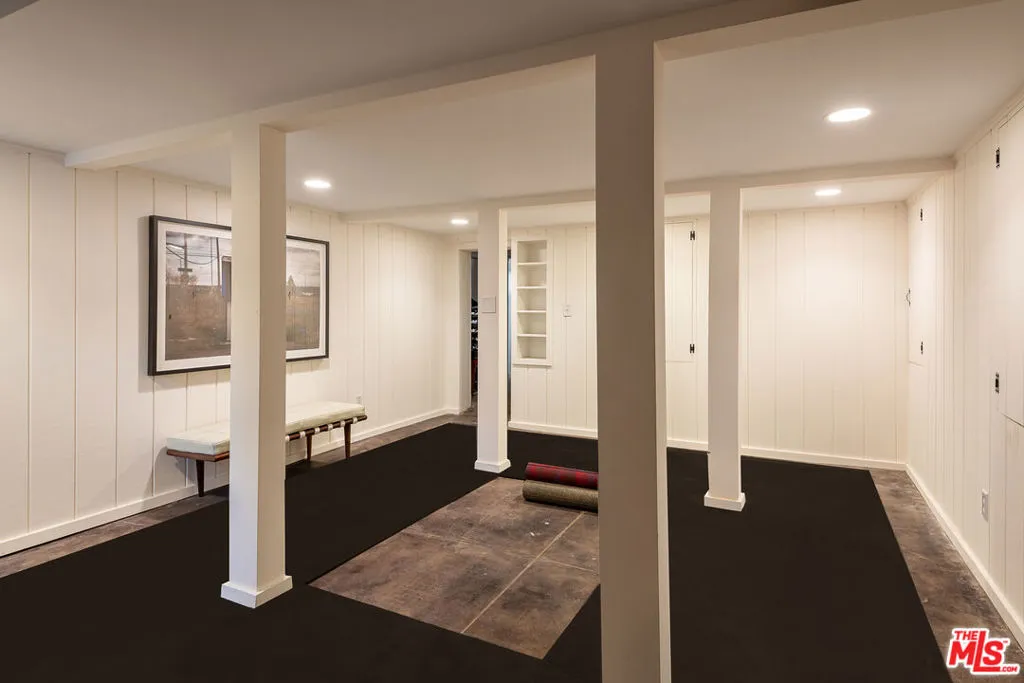 2073 N Catalina Street, Los Angeles, California 90027 home-pic-29